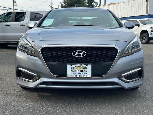 2016 Hyundai SONATA Hybrid SE