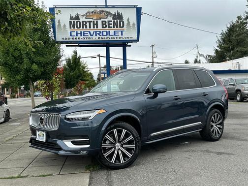 2025 Volvo XC90 B6 Plus 7-Seater
