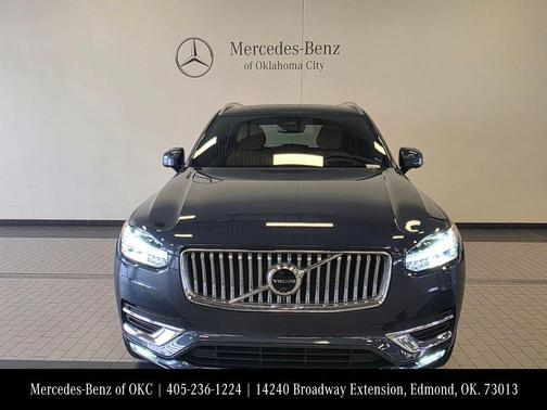 2024 Volvo XC90 B6 Ultimate Bright Theme 7-Seater