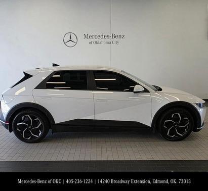 2022 Hyundai IONIQ 5 SE