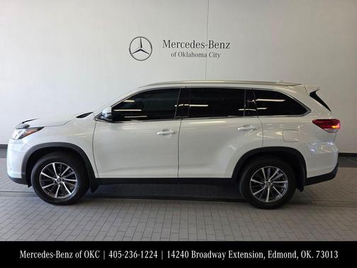 2019 Toyota Highlander 