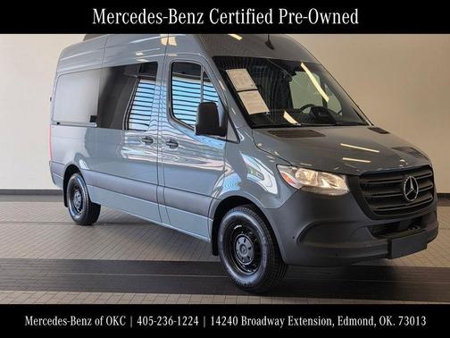 2025 Mercedes-Benz Sprinter 2500 144 WB Standard Roof Passenger