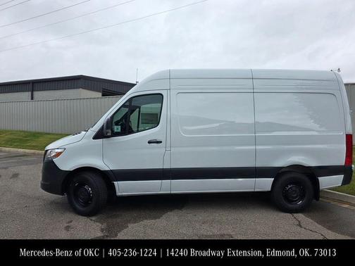 Arctic White 2026 Mercedes-Benz Sprinter 2500 Standard Roof