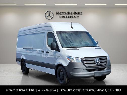2024 Mercedes-Benz eSprinter 2500 170 WB High Roof Cargo