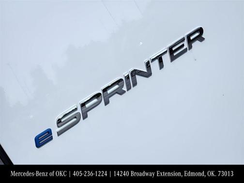2024 Mercedes-Benz eSprinter 2500 170 WB High Roof Cargo