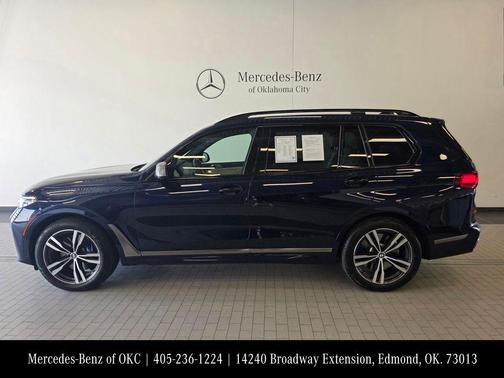 2021 BMW X7 M50i