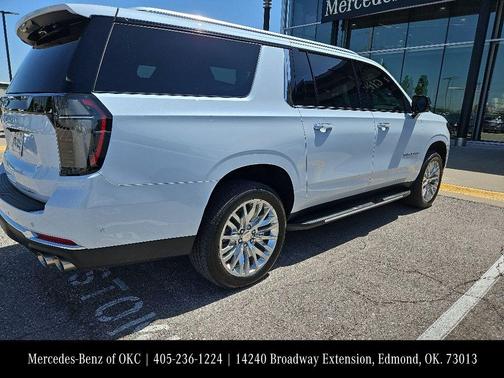 Polar White 2026 Chevrolet Suburban Premier