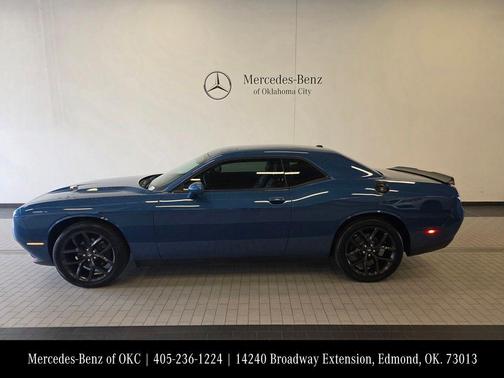 2020 Dodge Challenger SXT