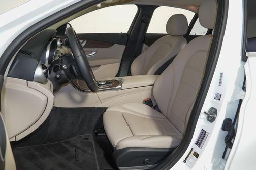 Photo 2 of 33 of 2020 Mercedes-Benz C-Class C 300 4MATIC