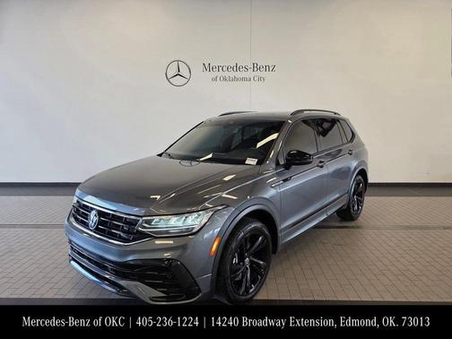 2024 Volkswagen Tiguan 2.0T SE R-Line Black