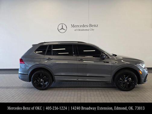 2024 Volkswagen Tiguan 2.0T SE R-Line Black