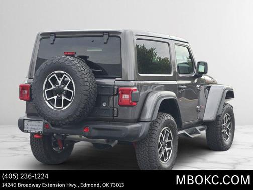 Granite Crystal Clearcoat Metallic 2026 Jeep Wrangler Rubicon