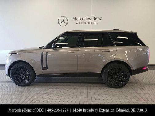 2023 Land Rover Range Rover P530 SE