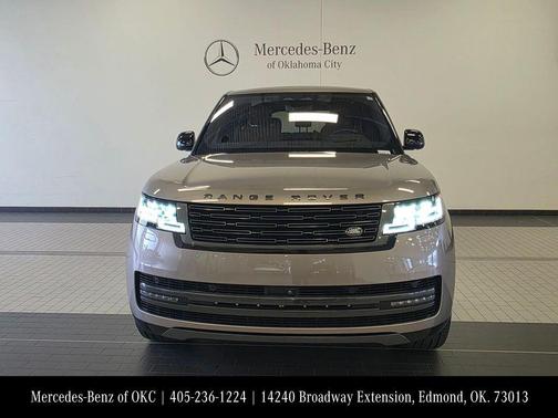 2023 Land Rover Range Rover P530 SE