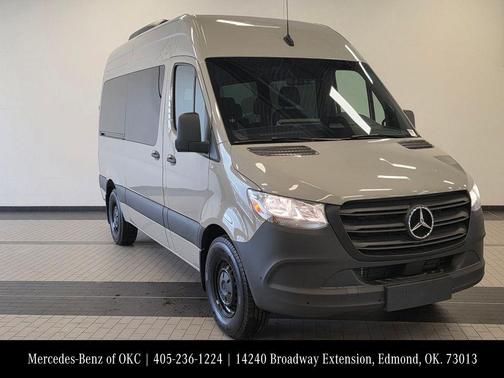 2025 Mercedes-Benz Sprinter 2500 144 WB Standard Roof Passenger