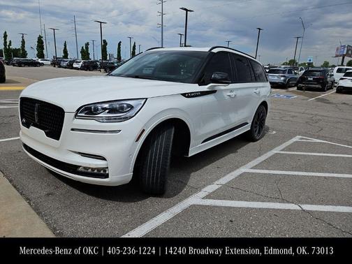 Pristine White 2023 Lincoln Aviator Reserve AWD