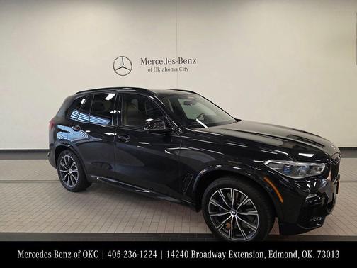 2020 BMW X5 M50i