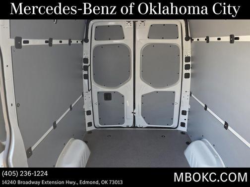 Arctic White 2026 Mercedes-Benz Sprinter 2500 Standard Roof