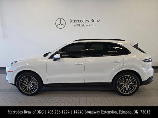 2023 Porsche Cayenne Platinum Edition