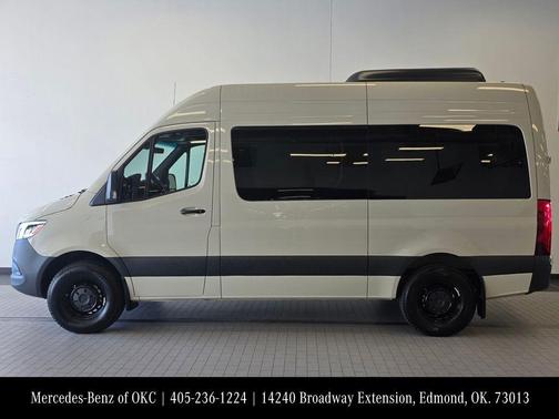 2025 Mercedes-Benz Sprinter 2500 144 WB Standard Roof Passenger