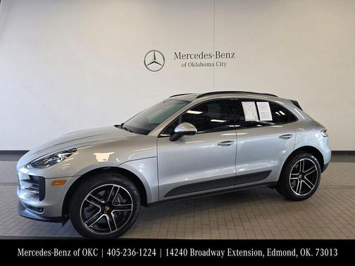 2021 Porsche Macan Base