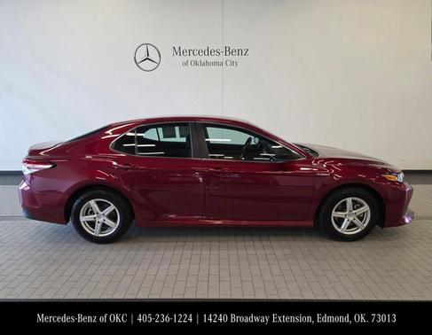 2018 Toyota Camry Hybrid Hybrid LE