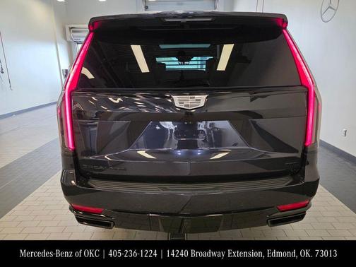 2023 Cadillac Escalade Sport Platinum