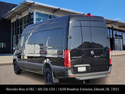 2024 Mercedes-Benz eSprinter 2500 170 WB High Roof Cargo