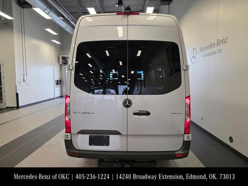 2024 Mercedes-Benz Sprinter 2500 170 WB