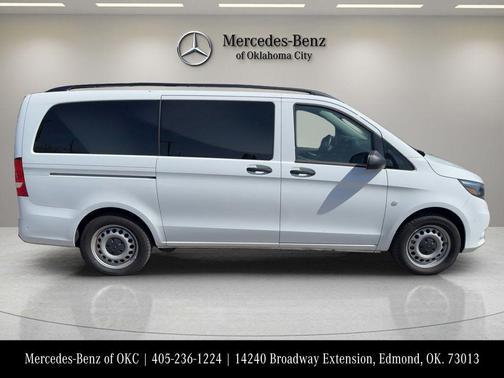 2023 Mercedes-Benz Metris Base