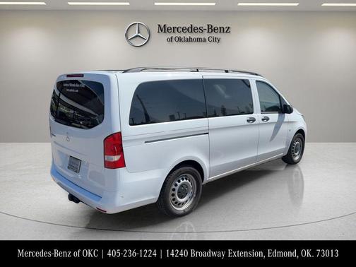 2023 Mercedes-Benz Metris Base