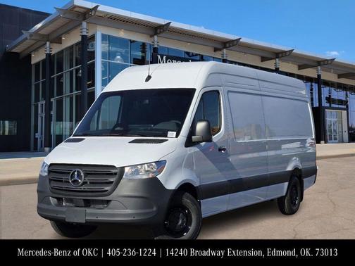 Arctic White 2025 Mercedes-Benz Sprinter 2500 170 WB