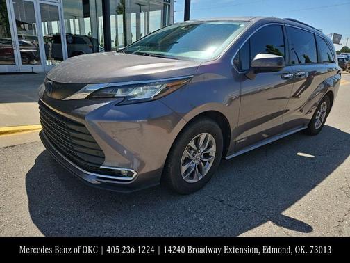 Predawn Gray Mica 2021 Toyota Sienna