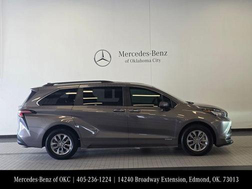 Predawn Gray Mica 2021 Toyota Sienna
