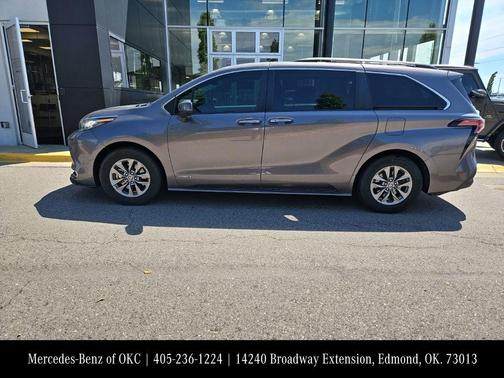 Predawn Gray Mica 2021 Toyota Sienna