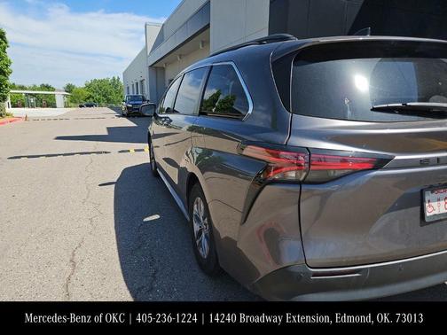 Predawn Gray Mica 2021 Toyota Sienna