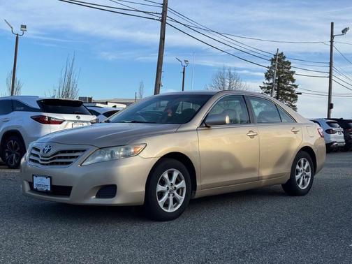 2011 Toyota Camry LE
