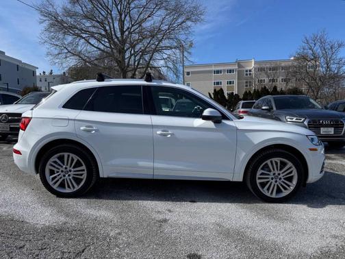 2019 Audi Q5 2.0T Premium Plus