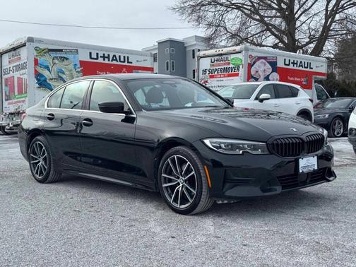2019 BMW 330 i xDrive