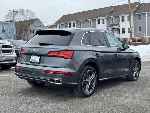2018 Audi SQ5 3.0T Premium Plus