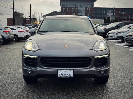 2016 Porsche Cayenne Base