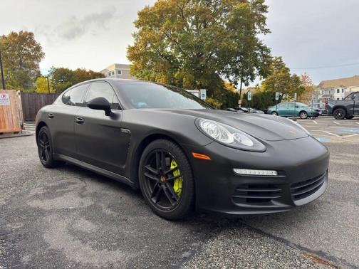 2015 Porsche Panamera S