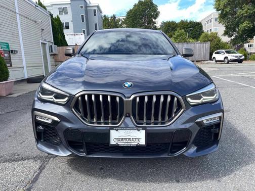 2020 BMW X6 M50i