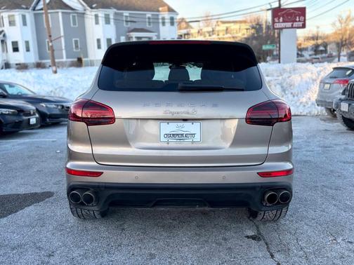 2015 Porsche Cayenne S