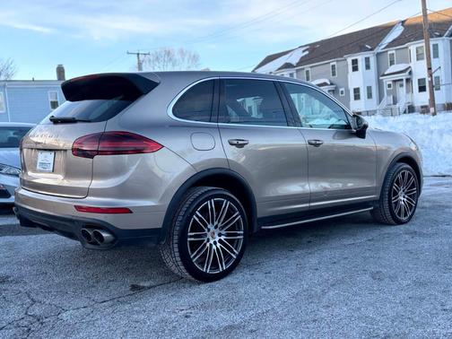 2015 Porsche Cayenne S