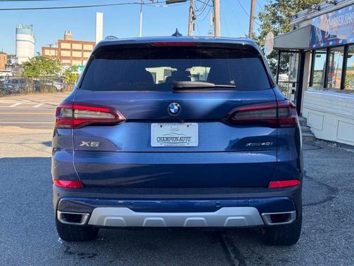 2022 BMW X5 xDrive40i