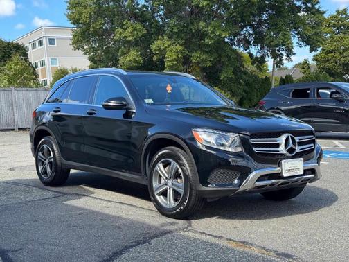 2017 Mercedes-Benz GLC 300 Base 4MATIC