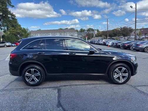 2017 Mercedes-Benz GLC 300 Base 4MATIC