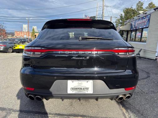 2020 Porsche Macan S