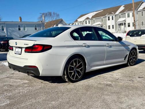 2023 BMW 530 i xDrive